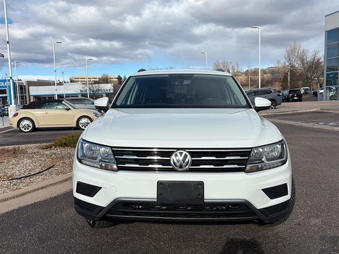 Used 2020 Volkswagen Tiguan SE image 2
