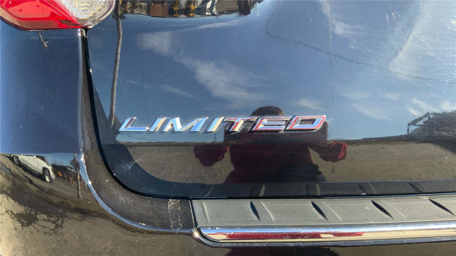 Used 2022 Ford Explorer Limited AWD/4WD image 24