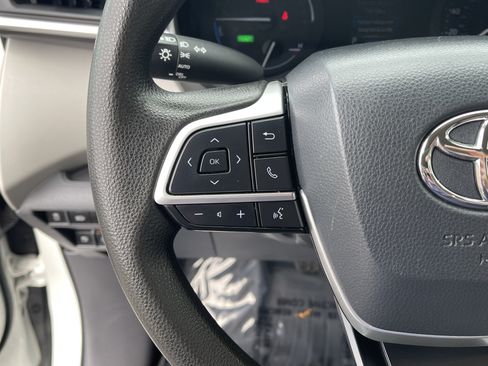 Used 2021 Toyota Sienna LE FWD image 21