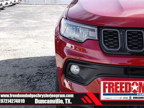 New 2026 Jeep Compass Latitude image 43