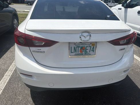 Used 2018 MAZDA MAZDA3 Touring FWD image 5