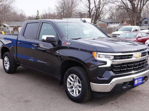 Used 2022 Chevrolet Silverado 1500 LT image 7