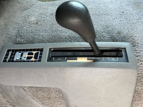 Used 1995 Chevrolet Silverado 3500 4x4 Crew Cab image 9