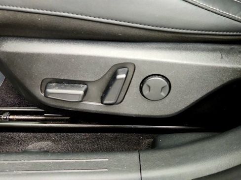 Used 2023 Kia EV6 Wind RWD image 11