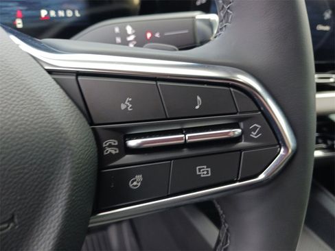 New 2026 Chevrolet Equinox LT w/ Convenience Package II image 30