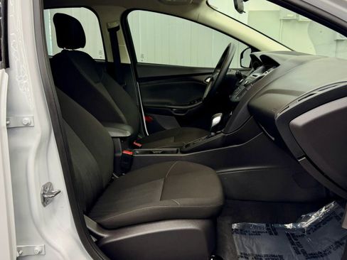 Used 2015 Ford Focus SE image 11