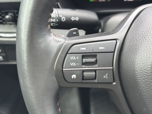 Used 2025 Honda CR-V Sport-L image 17
