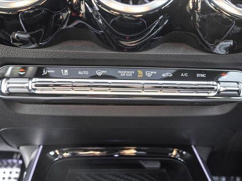 Certified 2026 Mercedes-Benz GLB 250 4MATIC image 22