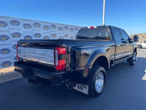 Certified 2024 Ford F350 Platinum image 4