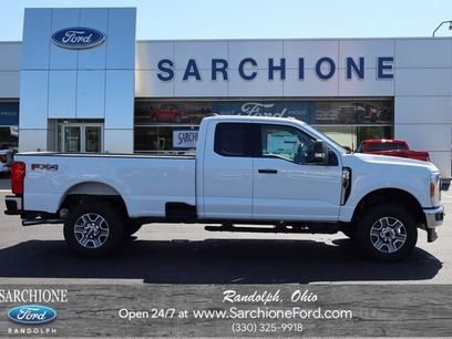 New 2025 Ford F350 XLT w/ FX4 Off-Road Package