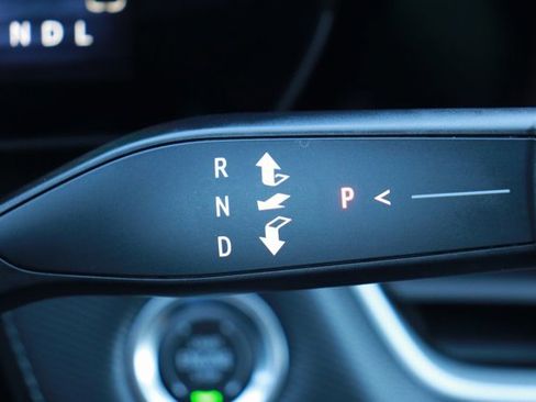 Used 2025 Chevrolet Equinox LT image 23