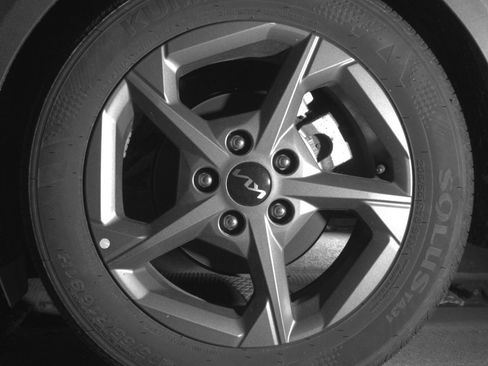 Used 2025 Kia K4 LXS image 14