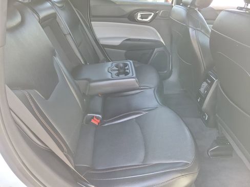 Used 2023 Jeep Compass Limited w/ Elite Group AWD/4WD image 22