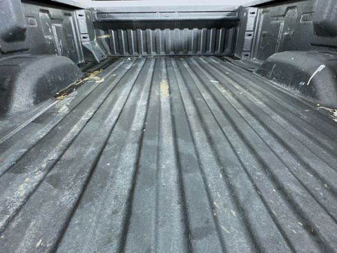 Used 2024 GMC Sierra 2500 Pro w/ Convenience Package image 32