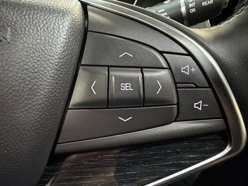 Used 2025 Cadillac XT5 Premium Luxury image 36