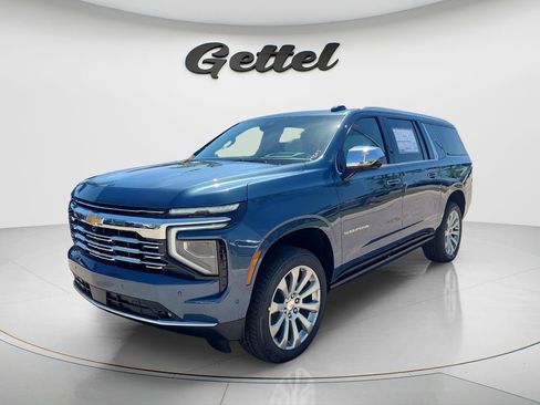 New 2026 Chevrolet Suburban Premier AWD/4WD image 1
