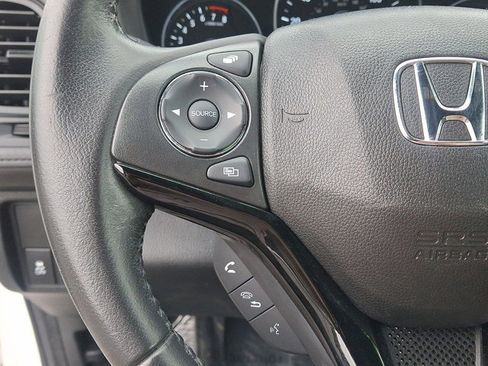Used 2019 Honda HR-V Sport image 18