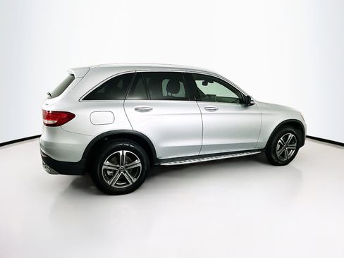 Used 2017 Mercedes-Benz GLC 300 4MATIC image 10