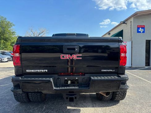 Used 2019 GMC Sierra 3500 Denali w/ Duramax Plus Package AWD/4WD image 4