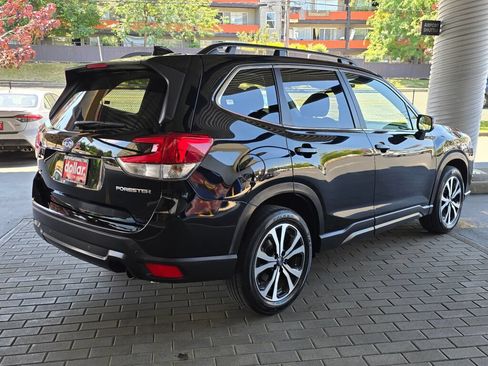 Used 2024 Subaru Forester Limited AWD/4WD image 5