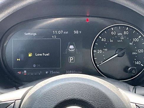 Certified 2024 Nissan Kicks SV w/ Interior Electronics Package FWD image 25