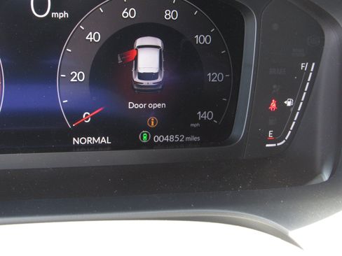 Certified 2025 Acura ADX A-Spec FWD image 28