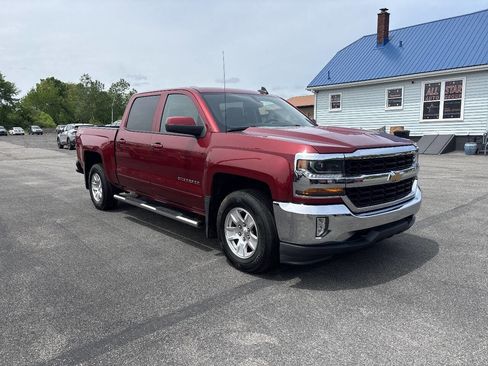Used 2018 Chevrolet Silverado 1500 LT w/ All Star Edition AWD/4WD image 10