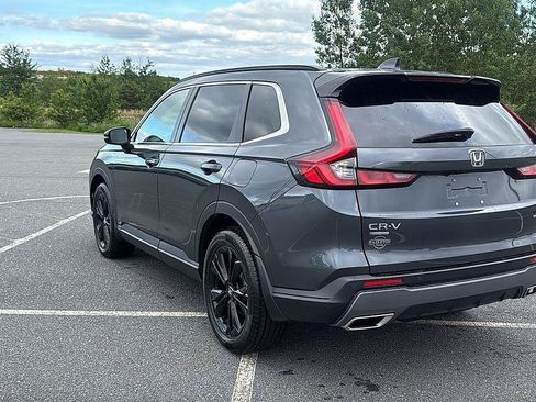 Used 2024 Honda CR-V Sport Touring image 9