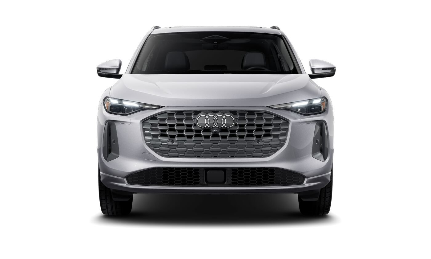 Certified 2025 Audi Q5 Premium AWD/4WD image 4