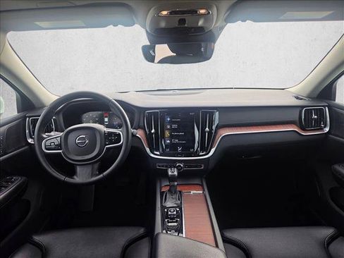 Used 2019 Volvo S60 T5 Inscription FWD image 16