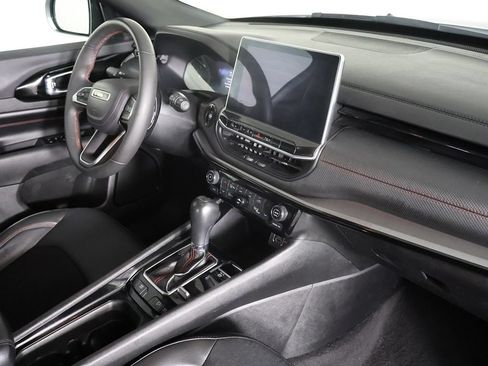 Used 2023 Jeep Compass Trailhawk AWD/4WD image 25