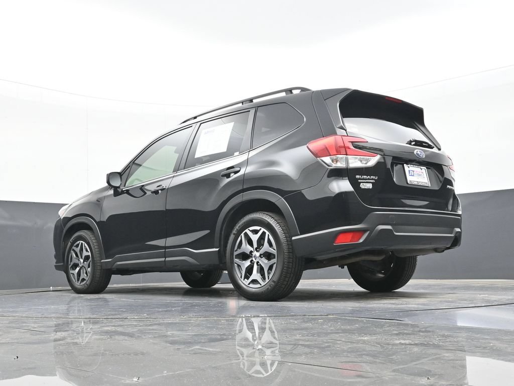 Used 2023 Subaru Forester Premium AWD/4WD image 42