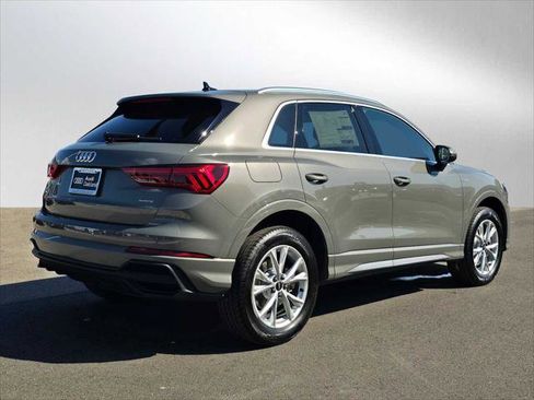 New 2025 Audi Q3 2.0T Premium image 3