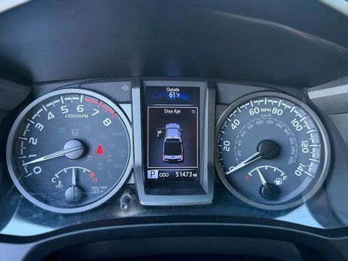 Used 2020 Toyota Tacoma TRD Off-Road w/ Technology Package AWD/4WD image 78