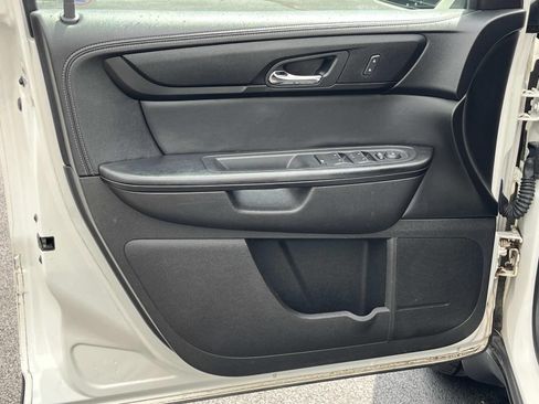 Used 2013 Chevrolet Traverse LT AWD/4WD image 25