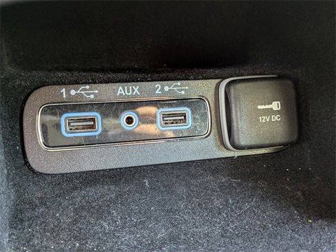 Used 2020 Jeep Grand Cherokee Altitude image 24