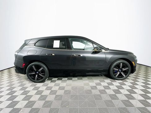 Used 2024 BMW iX xDrive50 w/ Premium Package AWD/4WD image 10