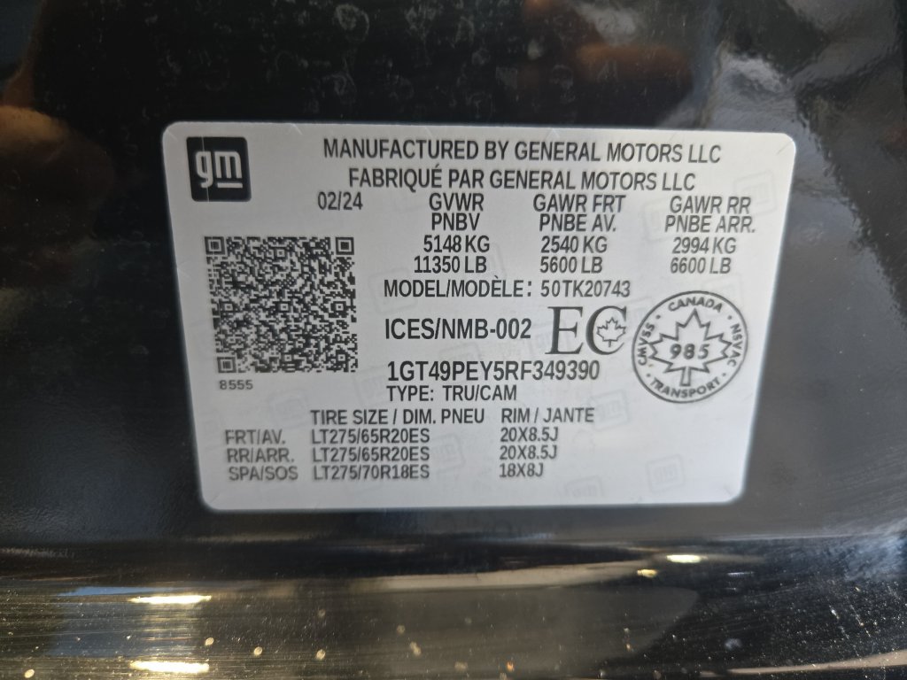 Used 2024 GMC Sierra 2500 AT4 w/ AT4 Premium Plus Package AWD/4WD image 38