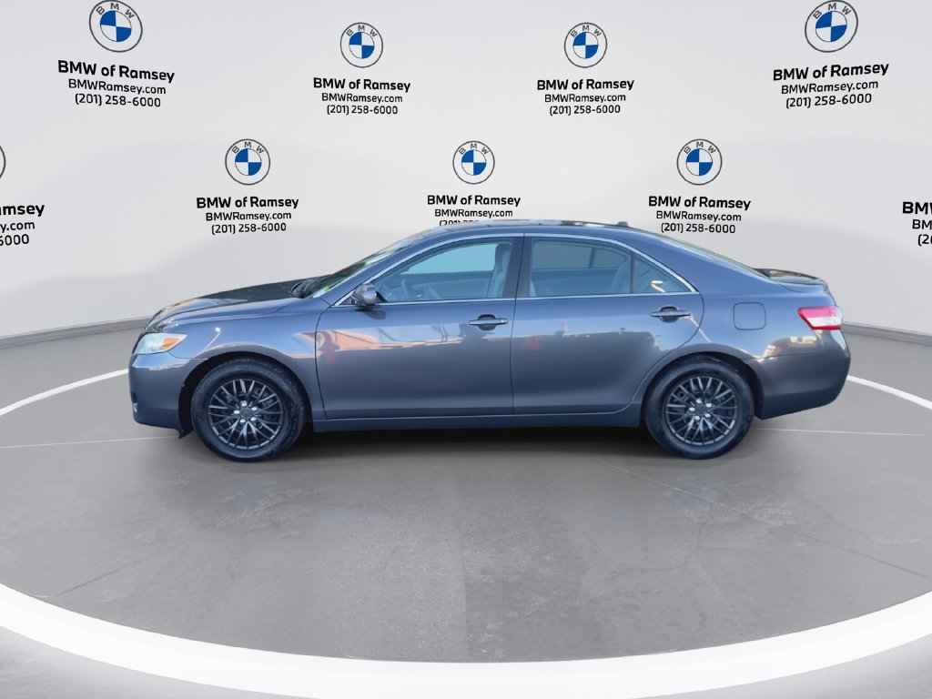 Used 2011 Toyota Camry LE FWD image 5