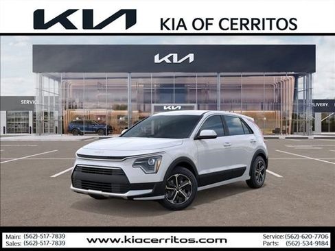 New 2026 Kia Niro LX image 1