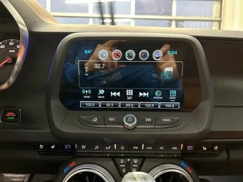 Used 2018 Chevrolet Camaro SS RWD image 23