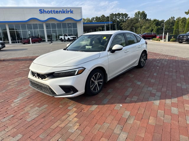 Used 2023 Honda Civic LX image 1