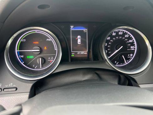 Used 2020 Toyota Camry SE FWD image 45