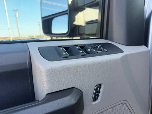 Used 2022 Ford F250 XL w/ STX Appearance Package AWD/4WD image 25