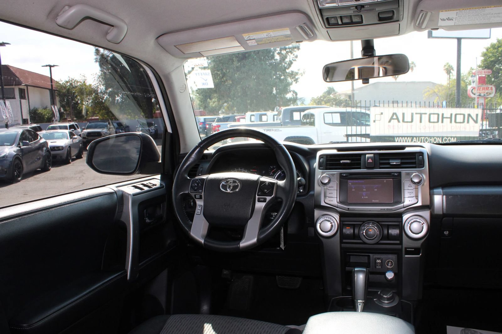 Used 2019 Toyota 4Runner SR5 AWD/4WD image 26