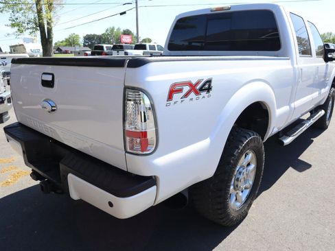 Used 2015 Ford F250 Lariat w/ Lariat Ultimate Package AWD/4WD image 5