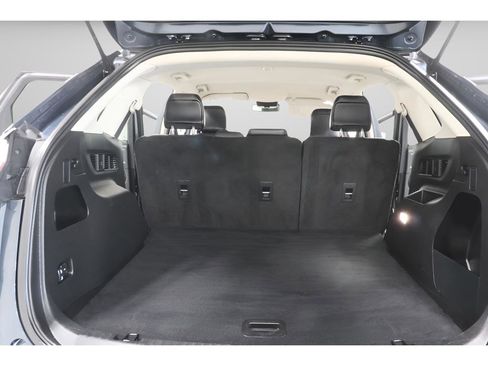 Used 2024 Ford Edge SEL image 28