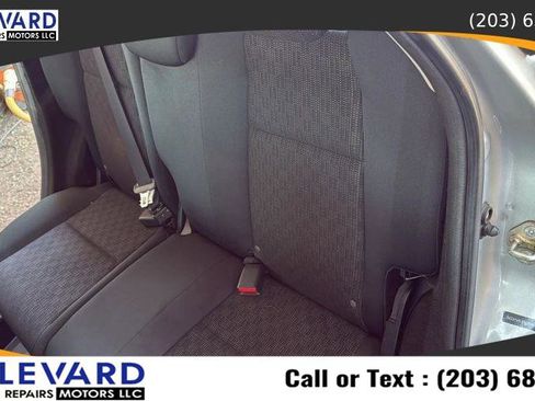 Used 2015 Honda Fit LX image 29