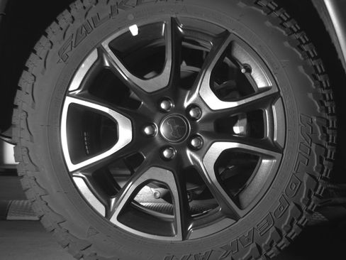 Used 2025 Jeep Compass Trailhawk AWD/4WD image 15