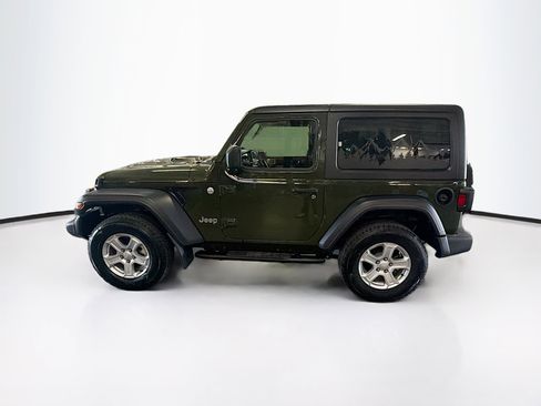 Used 2021 Jeep Wrangler Sport AWD/4WD image 4